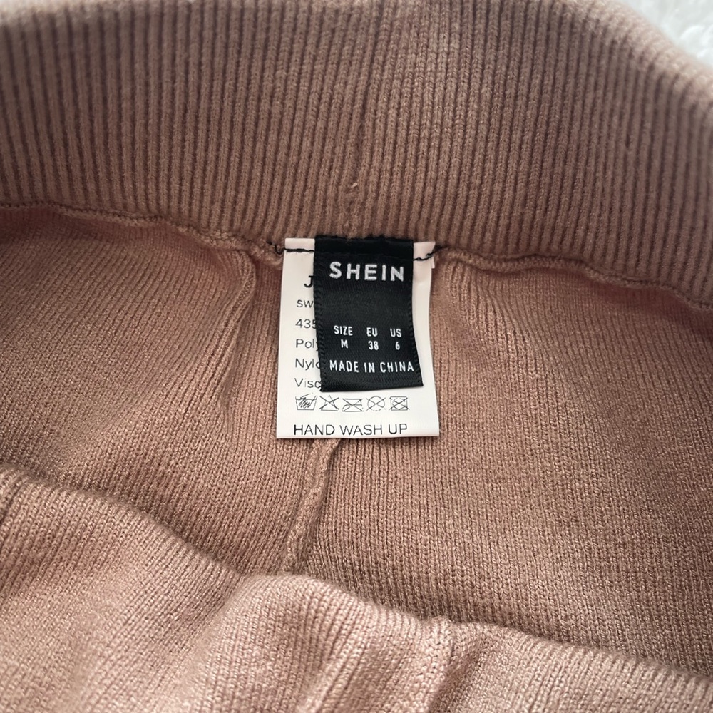 Knit pants - Picture 4 of 4